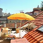 Apartment Santa Apolonia *